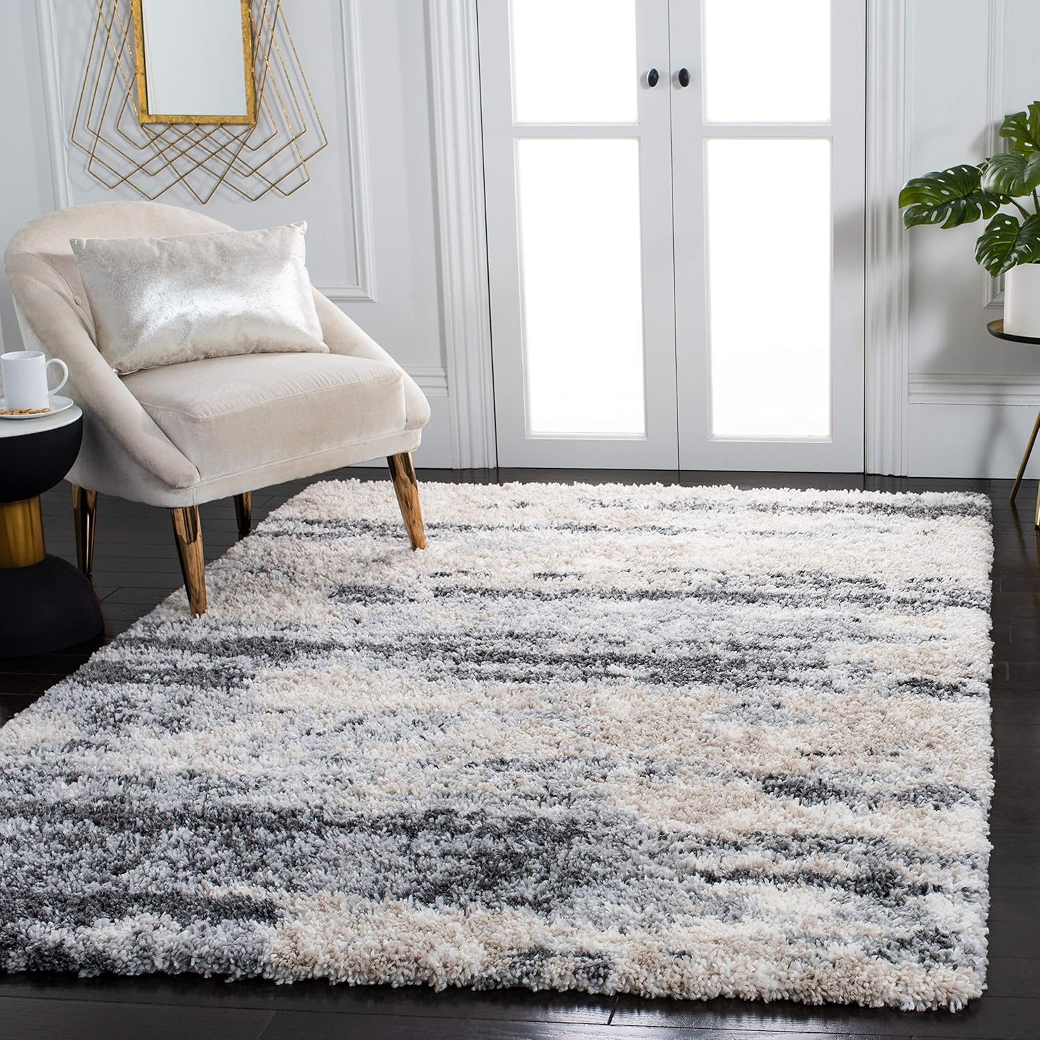 SAFAVIEH Fontana Shag Collection Area Rug – 5’3″ x 7’6″, Grey & Ivory, Non-Shedding & Easy to Clean, Plush Thick Pile, Ideal for Living Room, Bedroom, Dining Space (FNT853G)