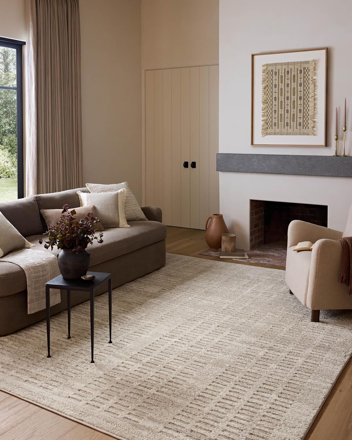 Loloi Amber Lewis Monty Collection MOT-03 Ivory/Beige 5′-3″ x 7′-6″, .50″ Pile Height, Accent Rug